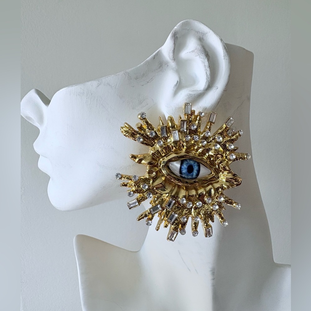 NWT baroque dangle cocktail earrings